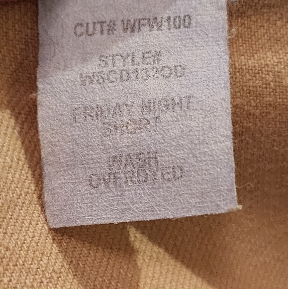 NWT Wildfox Ghost Nude FRIDAY NIGHT Distressed Jean Shorts Sz 26 - Picture 6 of 6